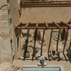Manili Boutique Suites&Villas